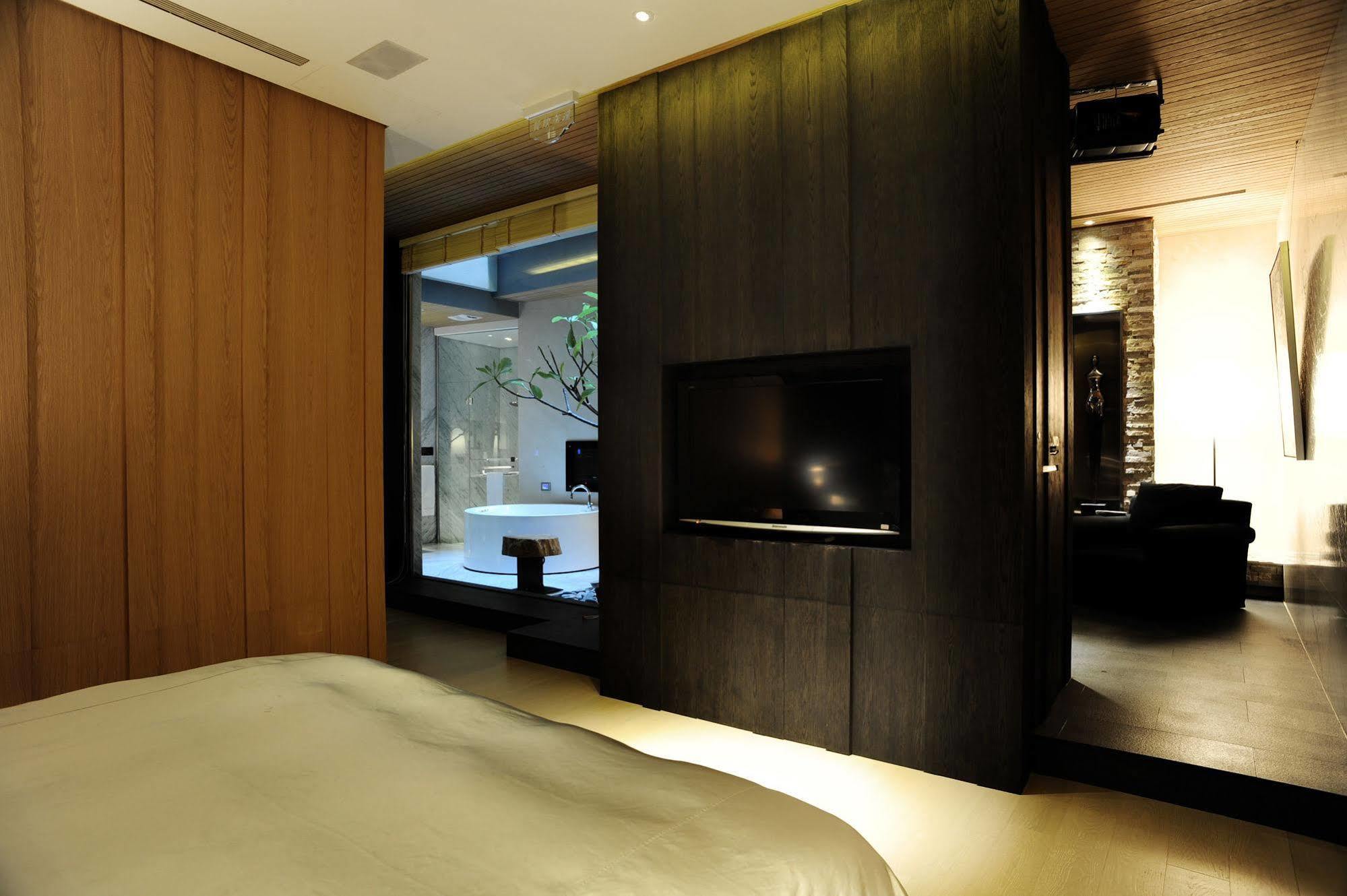 Motel Stars Taichung Exterior foto