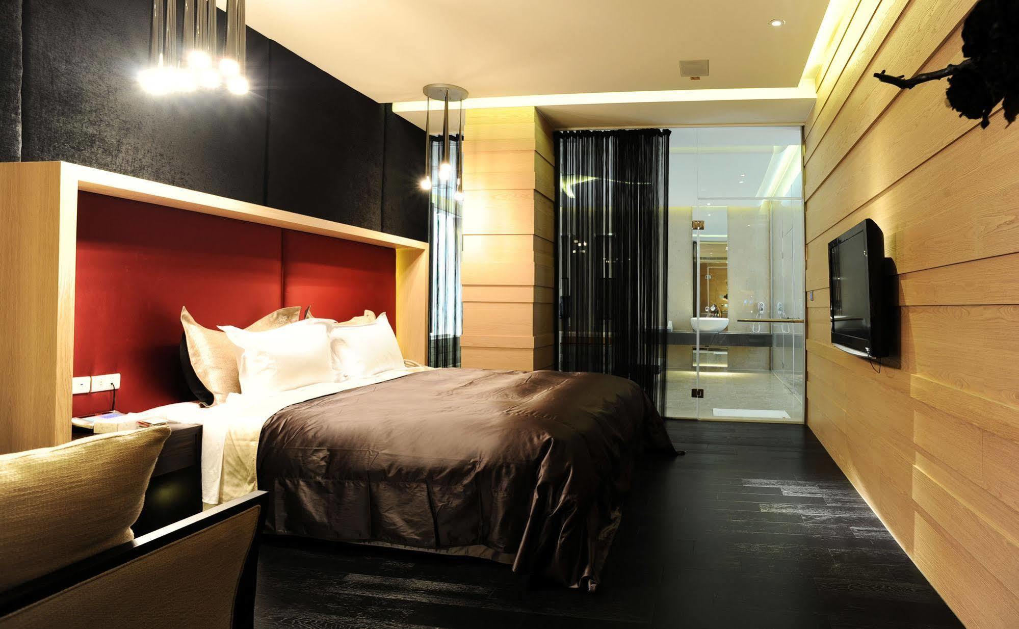 Motel Stars Taichung Exterior foto